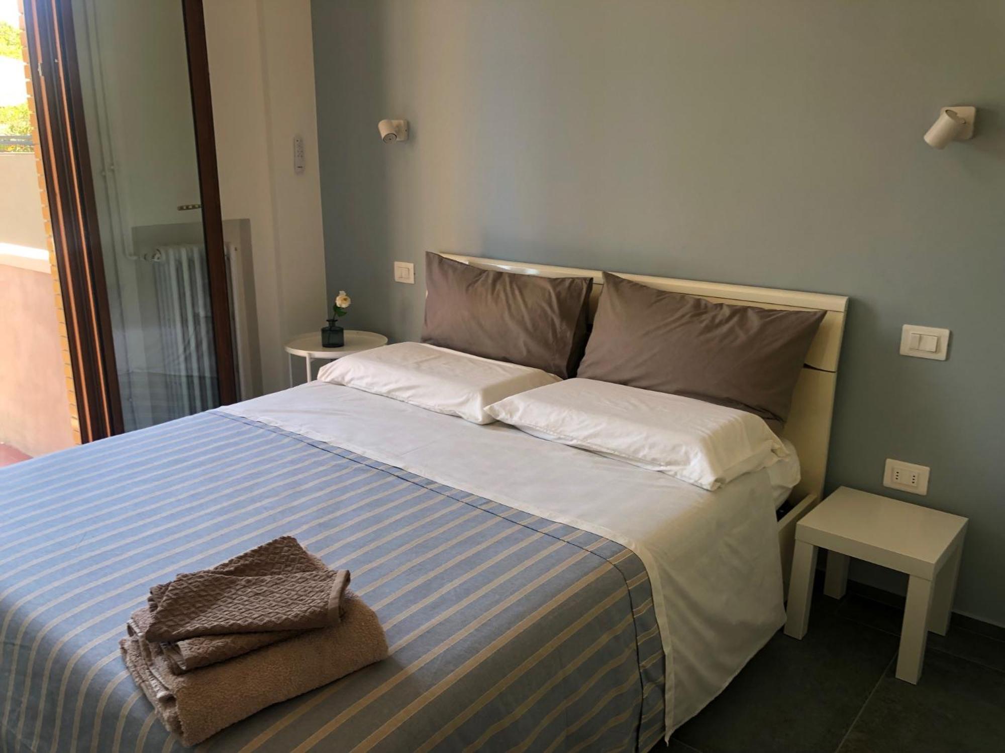 Blue My House Apartment Pesaro